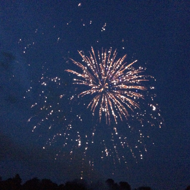 Darien Fireworks in the Air, Big Picnic on the Ground DarieniteDarienite