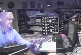 Frates Liquor Store Thief Video 03-02-17