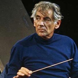 Bernstein by Allen Warren Wikimedia Commons https://commons.wikimedia.org/wiki/File:%D0%91%D0%B5%D1%80%D0%BD%D1%81%D1%82%D0%B0%D0%B9%D0%BD_%D0%B8%D0%BA%D0%BE%D0%BD%D0%BA%D0%B0.jpg