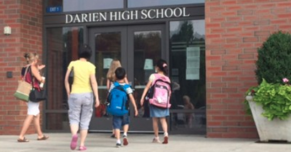 Students entering summer school at DHS 2020 pic