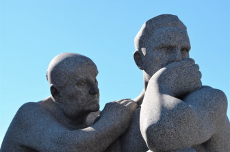 Emotional Support shown in Oslo Statue Pixabay pic no restrictions on use